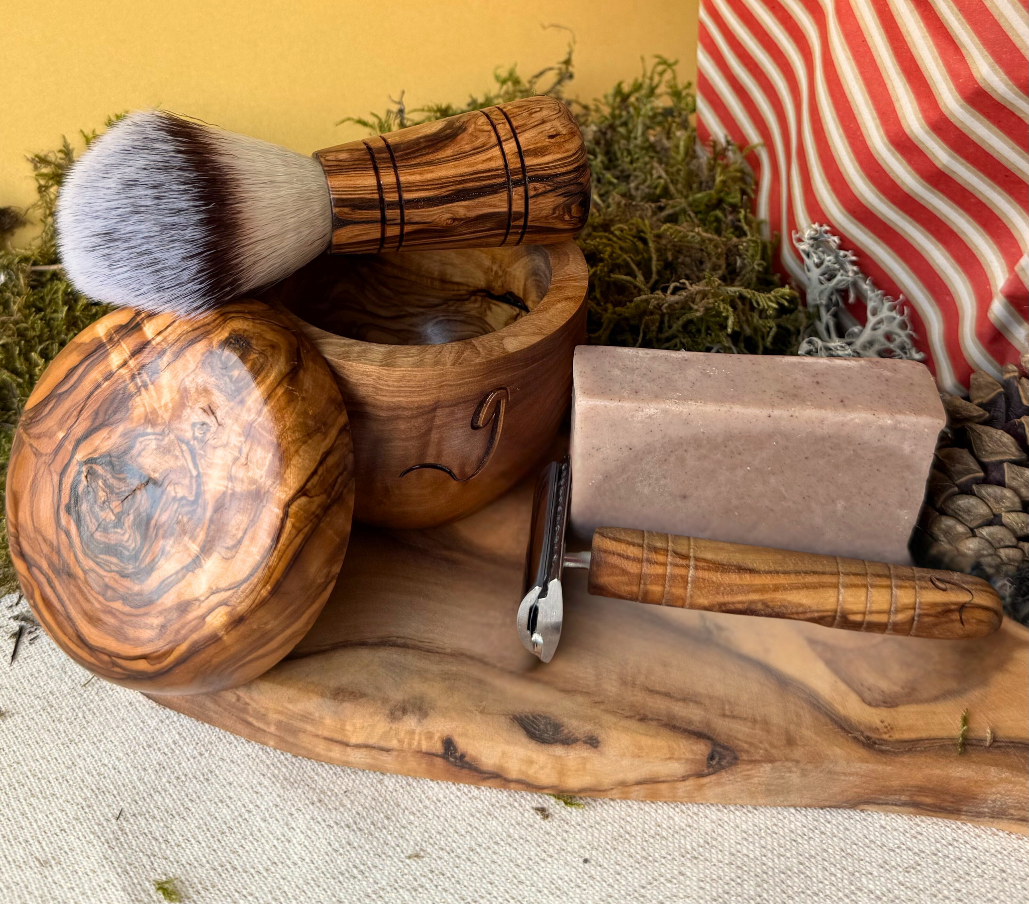 Olijfhouten scheeraccessoires